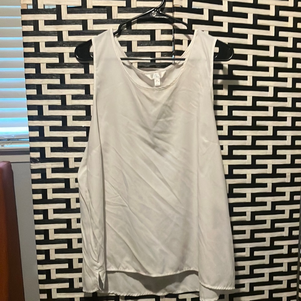 White tank top